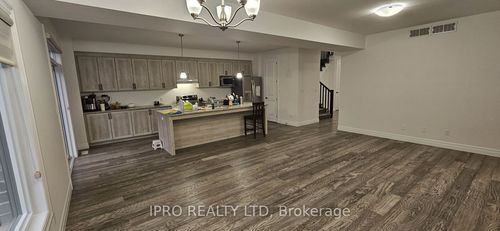 18-32 Faith St, Cambridge, ON, N1T0E8 | Card Image