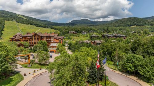 1530-7412 Mountain Rd, Stowe, VT, 05672-5179 | Card Image