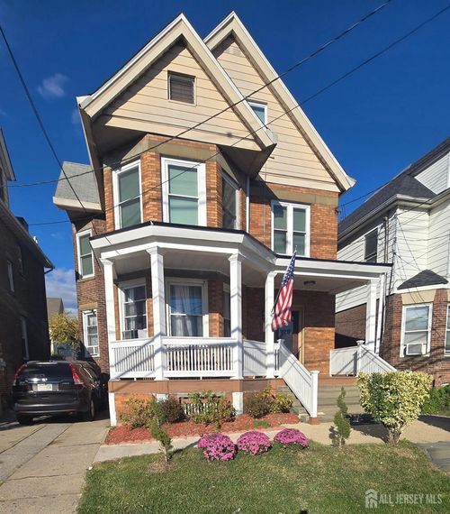 272 Market St, Perth Amboy, NJ, 08861-4511 | Card Image