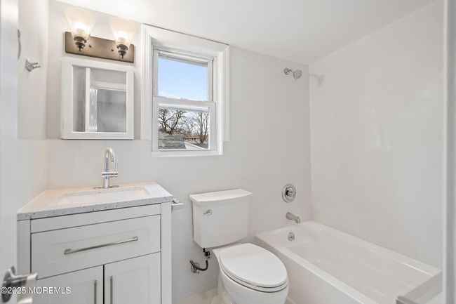 271 Barbara Pl, House other with 3 bedrooms, 2 bathrooms and null parking in Cliffwood NJ | Image 13