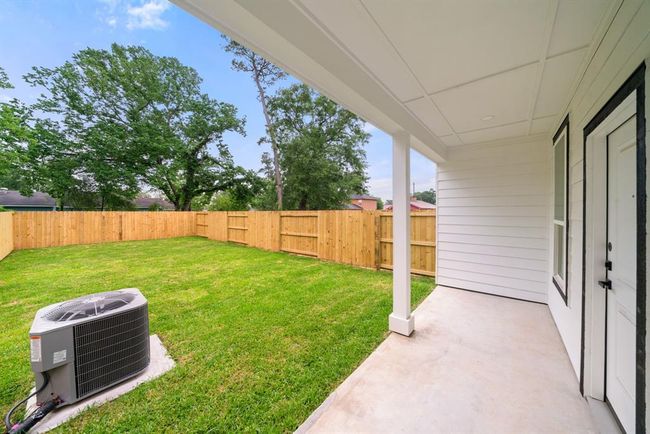 Convenience right at your doorstep. The new HVAC system, located outside, ensures comfort and easy maintenance all year long. | Image 25