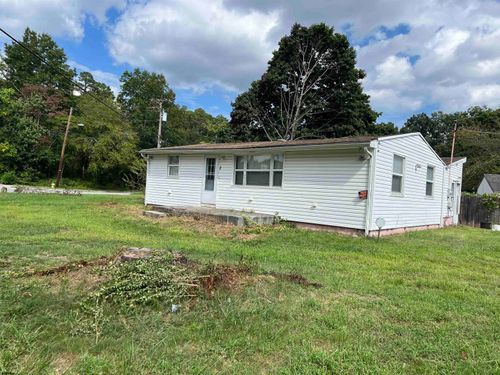 2 Robin Rd, Egg Harbor Township, NJ, 08234-1717 | Card Image