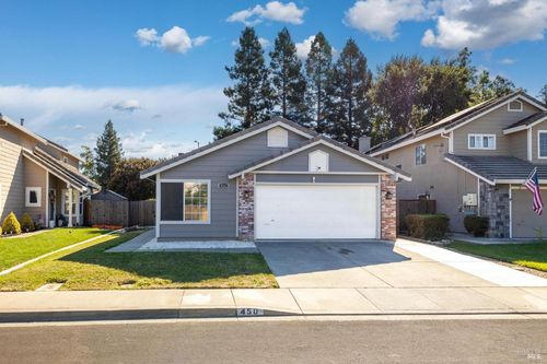  Bradley Court, Vacaville, CA, 95687 | Card Image