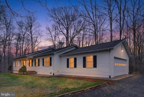 9521 Grasty Gold Mine Rd, RHOADESVILLE, VA, 22542-8827 | Card Image