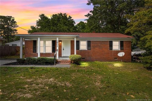 3902 Hartwell Rd, Fayetteville, NC, 28304-5062 | Card Image