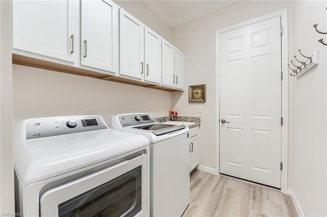 Laundry Room | Image 37