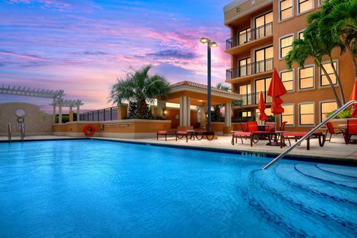 418-511 Lucerne Avenue, Lake Worth Beach, FL, 33460 | Card Image