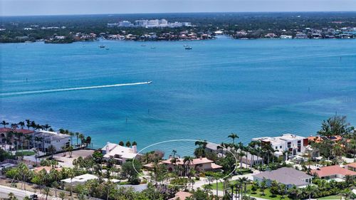 203 Robin Dr, SARASOTA, FL, 34236-1603 | Card Image