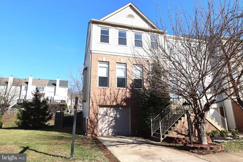 47616 Watkins Island Sq, STERLING, VA, 20165-7483 | Card Image