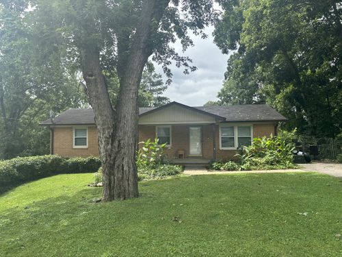 129 Lorraine Dr, Gallatin, TN, 37066-4047 | Card Image