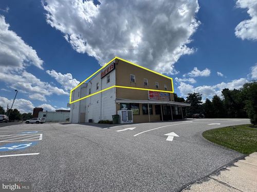 4 Kent Rd, YORK, PA, 17402-2358 | Card Image