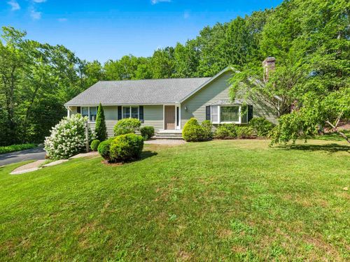 68 Birkdale Rd, Bedford, NH, 03110-4352 | Card Image