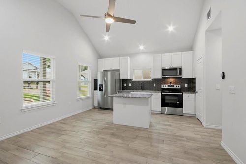 16902 Balmoral, Montgomery, TX, 77316-2987 | Card Image