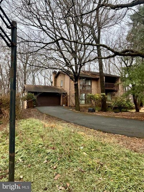 8617 Carlynn Dr, BETHESDA, MD, 20817-4310 | Card Image