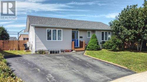 7 Castlehaven Place, Mount Pearl, NL, A1N5J2 | Card Image