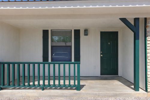 902 Lewis Dr, Burnet, TX, 78611-2029 | Card Image