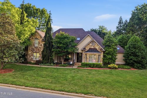 500 Magnolia Ridge Dr, Jonesborough, TN, 37659-7441 | Card Image