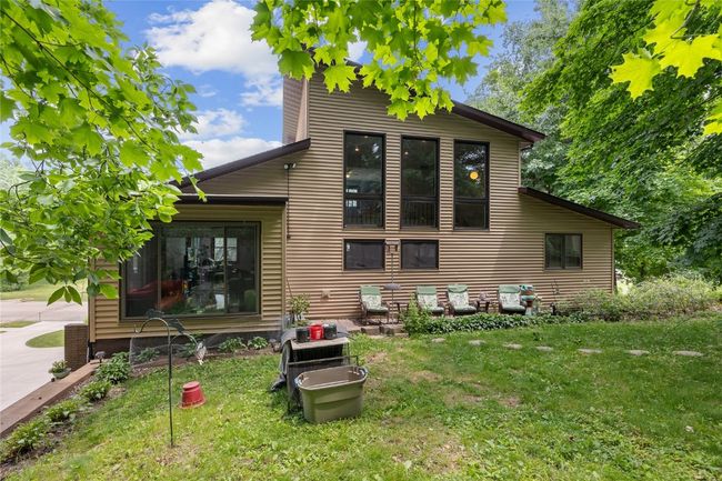 2145 Coldstream Ave Ne, House other with 3 bedrooms, 2 bathrooms and null parking in Cedar Rapids IA | Image 24