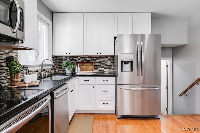 12204 Mckenna Cir, House other with 4 bedrooms, 3 bathrooms and null parking in Midlothian VA | Image 14