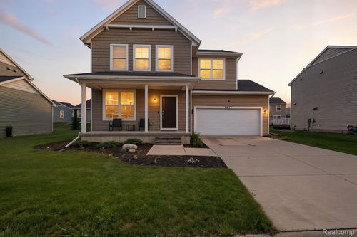 3977 Stirrup St, East Lansing, MI, 48823-6253 | Card Image