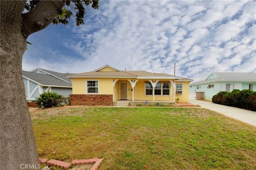 10936 Theis Ave, Whittier, CA, 90604-1833 | Card Image