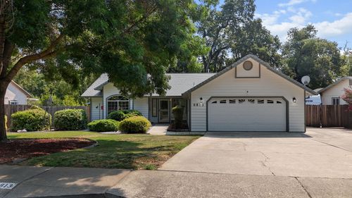 6813 Hemlock St, Redding, CA, 96001-5344 | Card Image