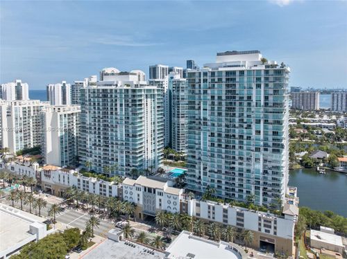 41902-300 Sunny Isles Blvd, Sunny Isles Beach, FL, 33160-5635 | Card Image