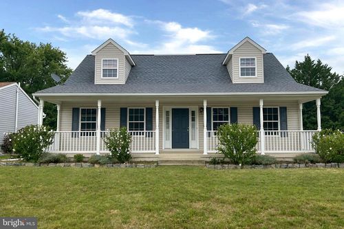 957 Kasinof Ave, HAGERSTOWN, MD, 21742-4607 | Card Image