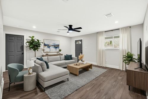 7614 Dixie Dr, Houston, TX, 77087-5506 | Card Image