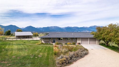 1435 & 1499 Holloran Lane, Corvallis, MT, 59828 | Card Image