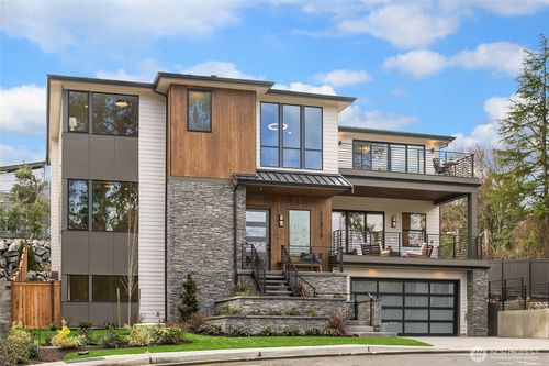 11315 113th Pl Ne, Kirkland, WA, 98033-4312 | Card Image