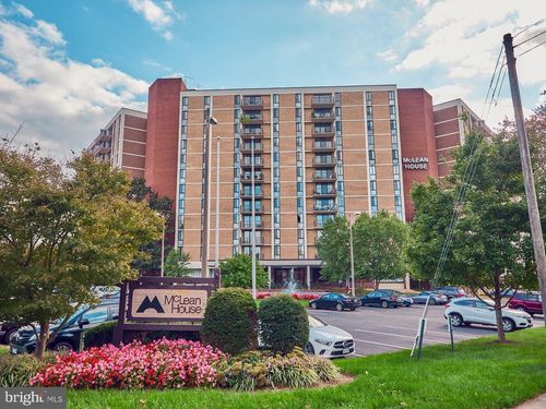 apt-312-6800 Fleetwood Rd, MCLEAN, VA, 22101-3606 | Card Image
