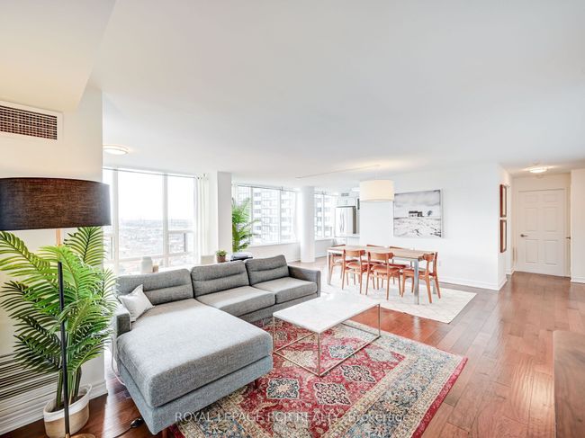1509 - 330 Rathburn Rd W, Condo with 2 bedrooms, 2 bathrooms and null parking in Mississauga ON | Image 17