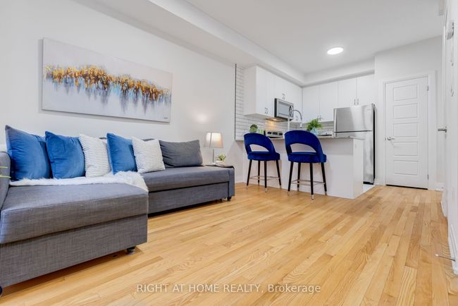 52 - 719 Lawrence Ave W, Condo with 2 bedrooms, 2 bathrooms and null parking in North York ON | Image 6