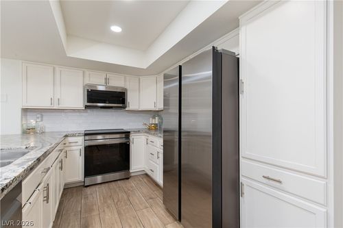 na-5627 Vineyard Lane, Las Vegas, NV, 89110 | Card Image