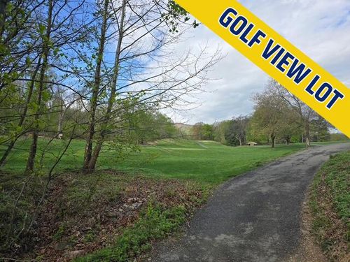 2774 Gleneagles Rd, Salem, VA, 24153-9553 | Card Image