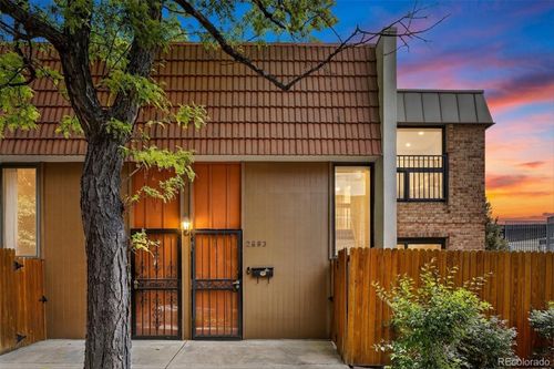2883 S Locust Street, Denver, CO, 80222 | Card Image