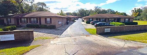 apt-5-101 Lake Hunter Dr, Lakeland, FL, 33803-1254 | Card Image