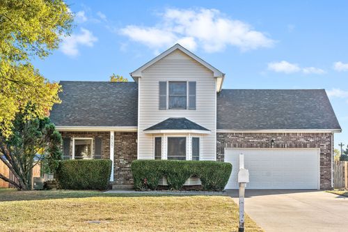 3737 Heather Dr, Clarksville, TN, 37042-7261 | Card Image