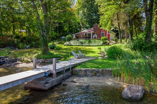 71 Cedar Dr, Danbury, CT, 06811-3302 | Card Image