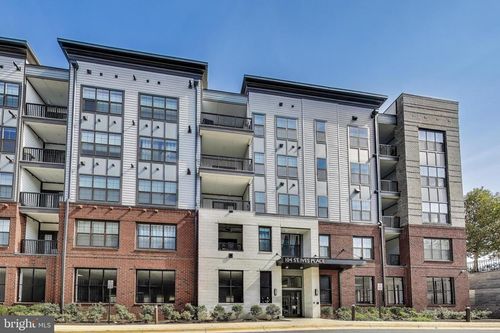 apt-202-104 Saint Ives Pl, OXON HILL, MD, 20745-1451 | Card Image