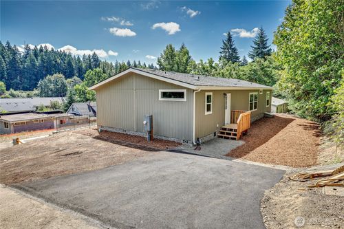 3621 Burwell St, Bremerton, WA, 98312-3505 | Card Image