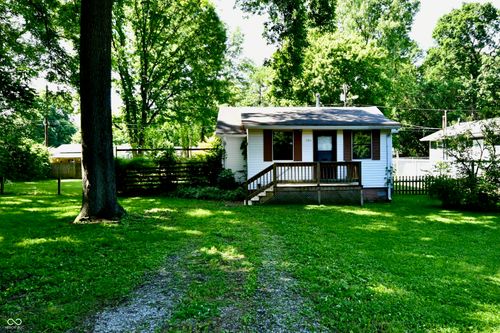 1511 Maxine Rd, Indianapolis, IN, 46240-3126 | Card Image