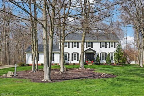 2211 Jesse Dr, Hudson, OH, 44236-4223 | Card Image