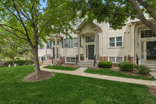 845 Essex Cir, Grayslake, IL, 60030-3328 | Card Image