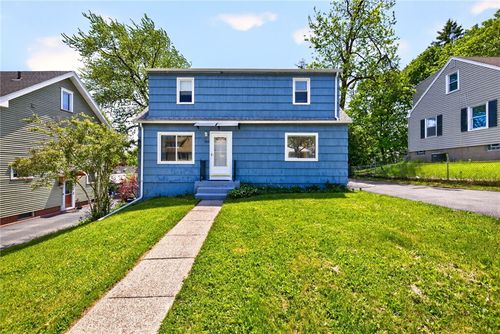 129 Wyndham Rd, Rochester, NY, 14612-5741 | Card Image
