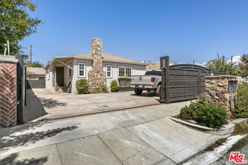 10823 Cantara St, Sun Valley, CA, 91352 | Card Image