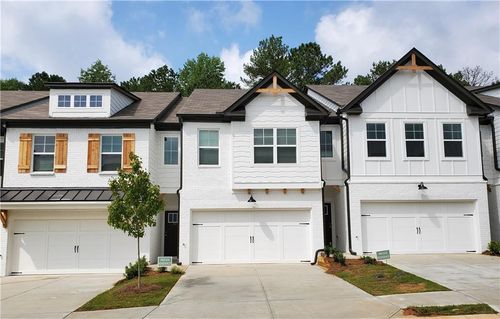 389 Auburn Valley Way, Auburn, GA, 30011-5001 | Card Image