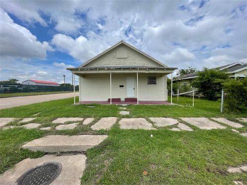501 14th St, Port Arthur, TX, 77640-4156 | Card Image