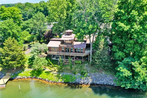 238 Pine Knob Cir, Moneta, VA, 24121-2609 | Card Image